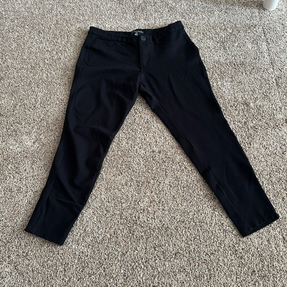 Dictionary Black Skinny Pointe Pants Size 6 - Picture 1 of 6